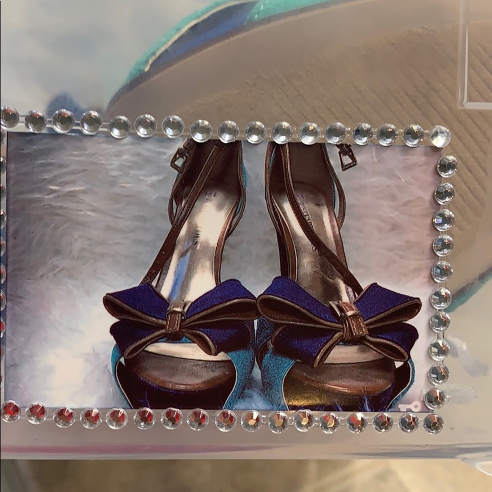 High Heels - Picture 3 of 8